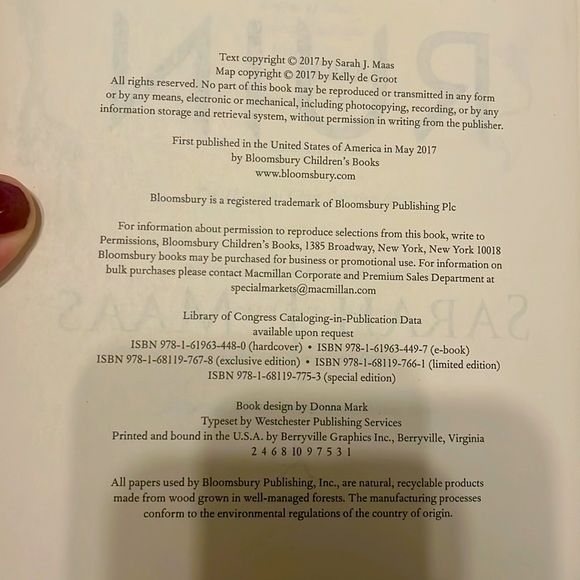 A Court of Wings and Ruin by Sarah J Maas hardback original cover - Picture 3 of 3